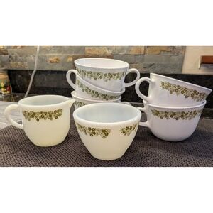 Vintage Corelle Spring Blossom Green Crazy Daisy 7pc Set: 5 Cups+Sugar+Creamer